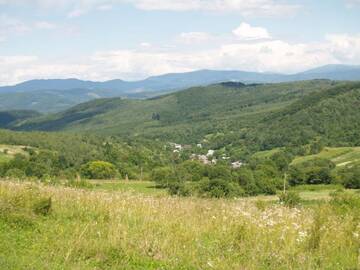 Фото номера Дом с 4 спальнями Дома для отпуска EcoLodge г. Novoselitsa 67